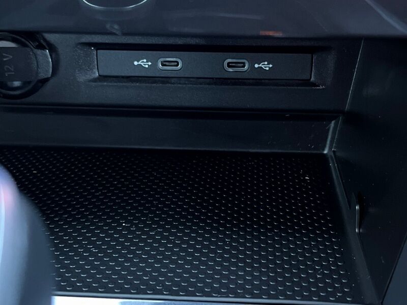 More views of Volkswagen Tiguan