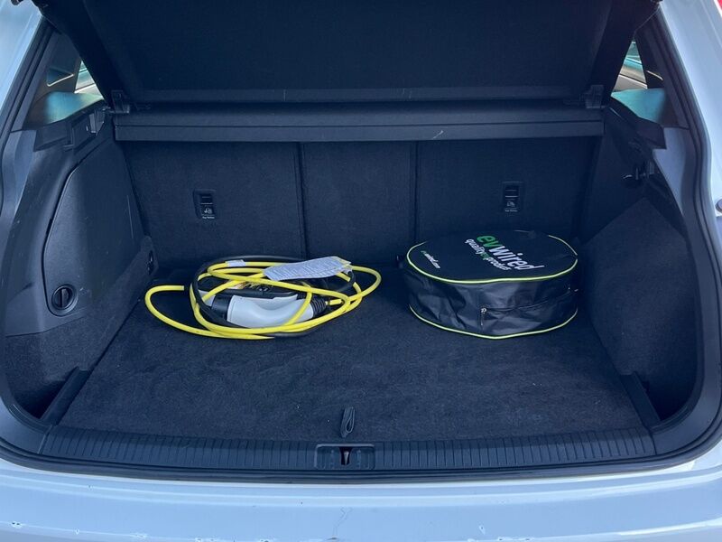 More views of Volkswagen Tiguan