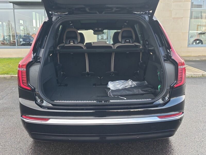 More views of Volvo XC90