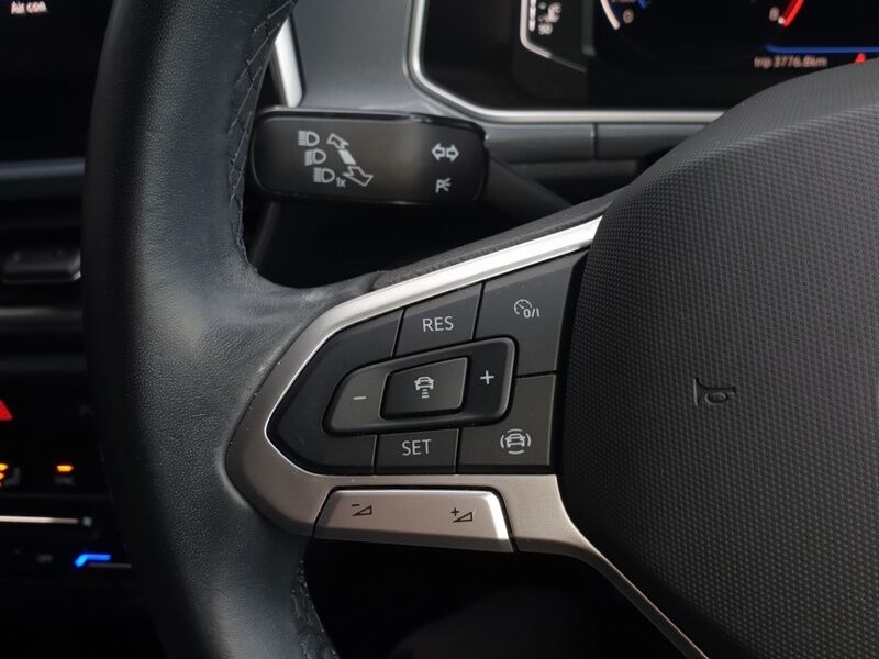 More views of Volkswagen T-Roc