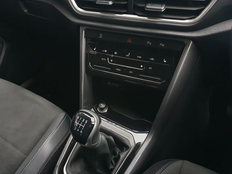 More views of Volkswagen T-Roc