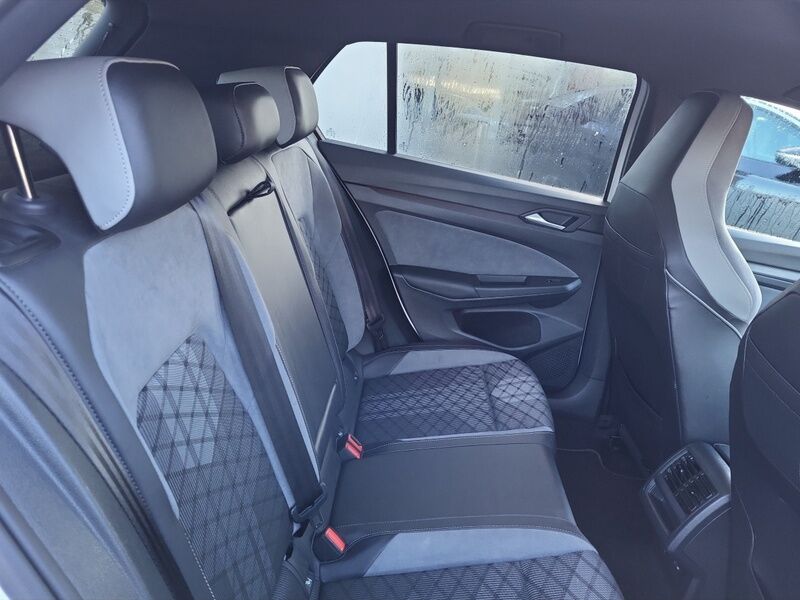 More views of Volkswagen Golf