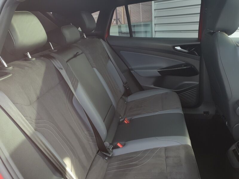 More views of Volkswagen ID.4