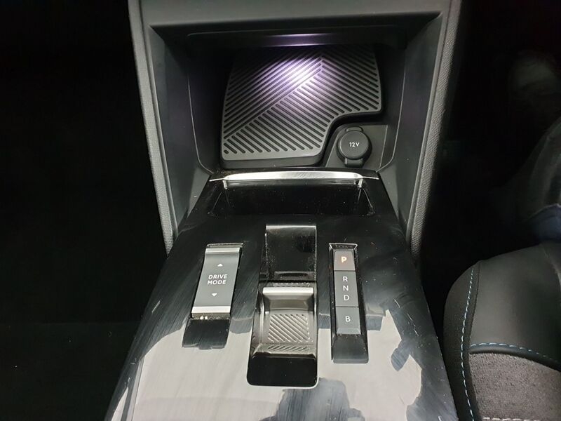 More views of Citroen e-C4