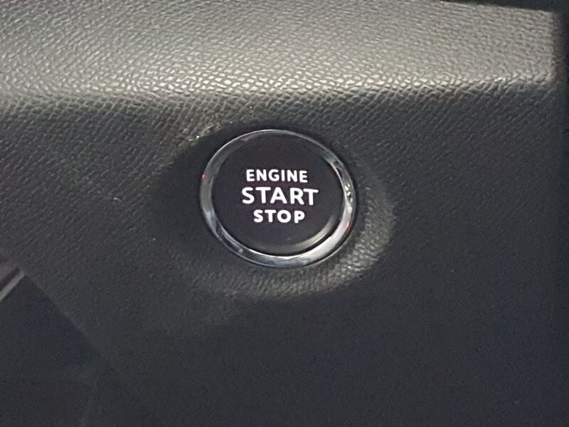 More views of Citroen e-C4