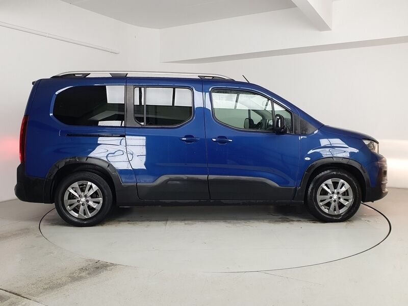 More views of Peugeot Rifter