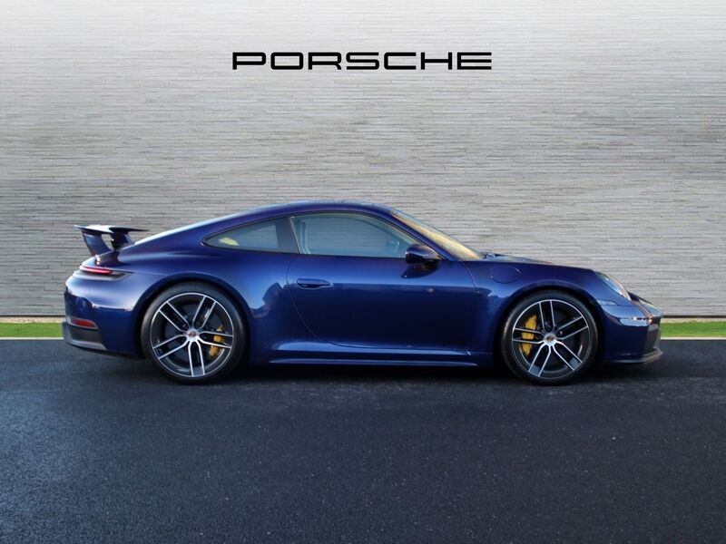 More views of Porsche 911
