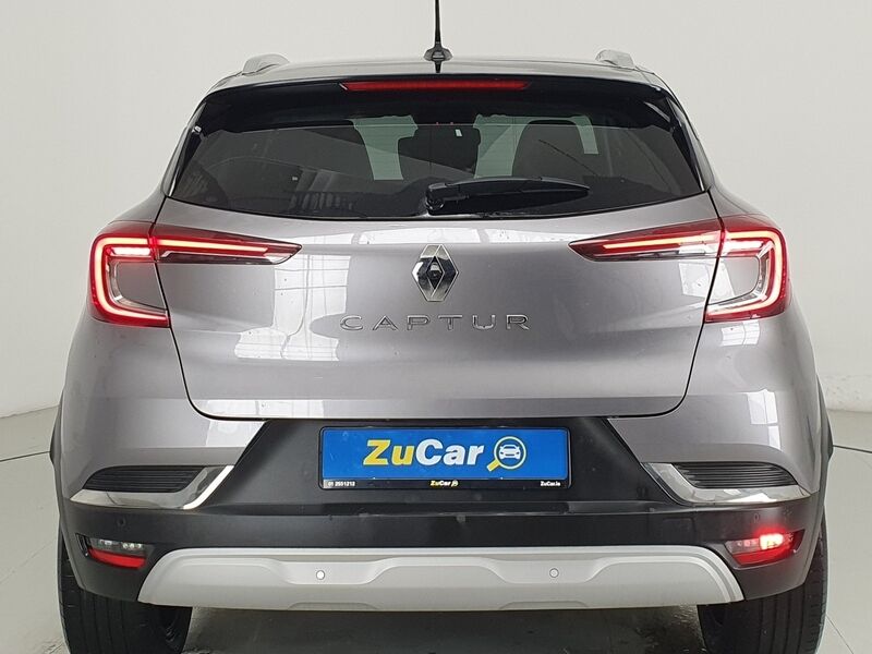 More views of Renault Captur