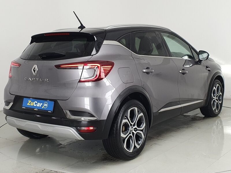 More views of Renault Captur