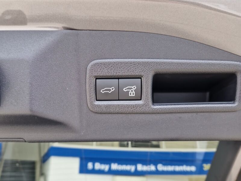 More views of Subaru Solterra