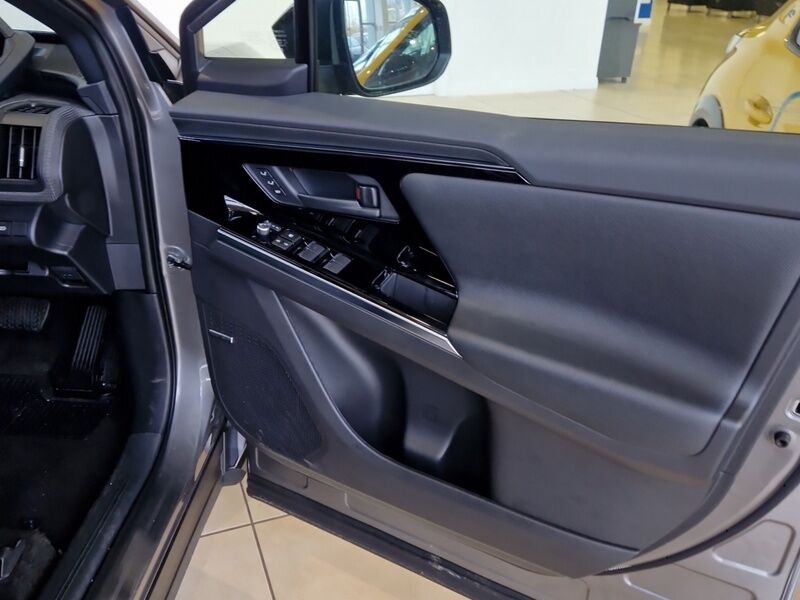 More views of Subaru Solterra