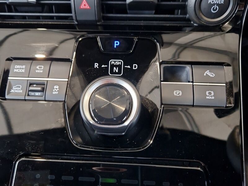 More views of Subaru Solterra