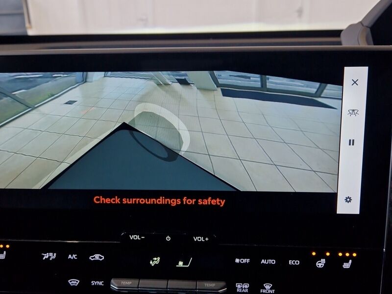 More views of Subaru Solterra