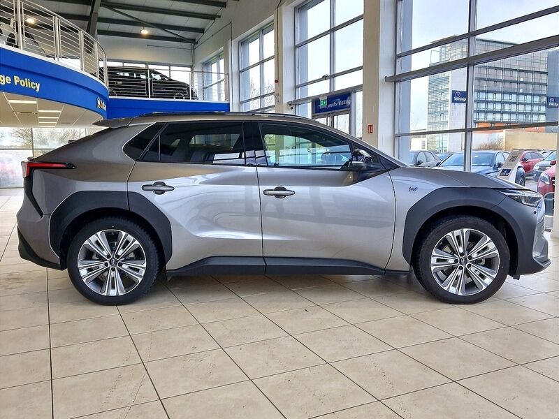 More views of Subaru Solterra