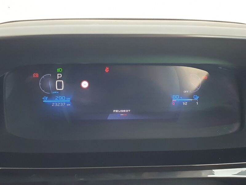 More views of Peugeot 308