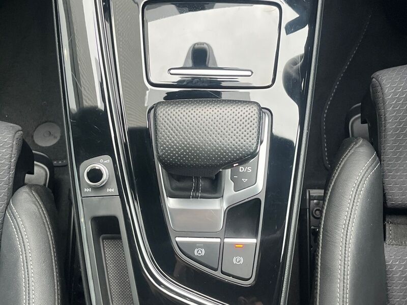 More views of Audi A4