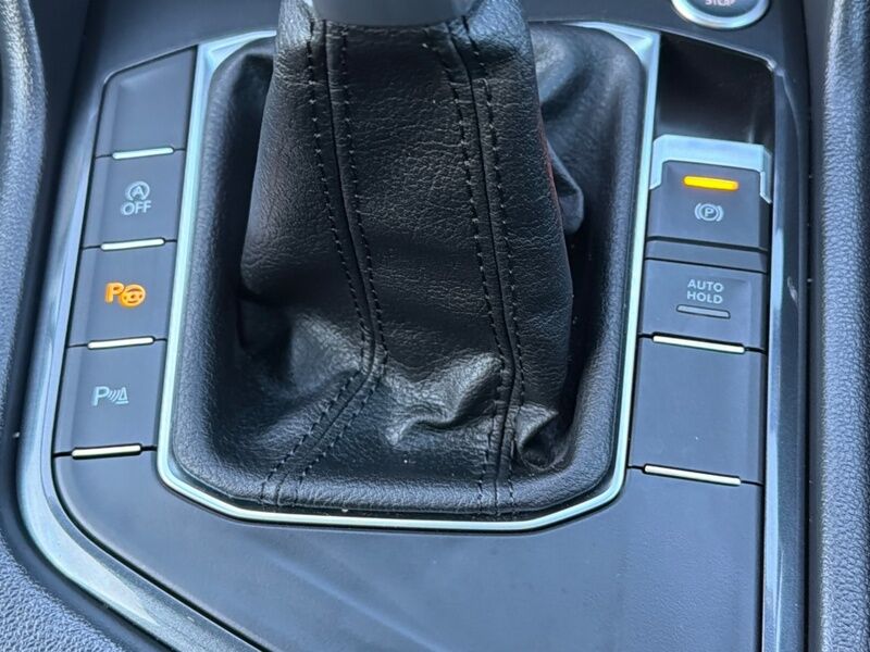 More views of Volkswagen Tiguan