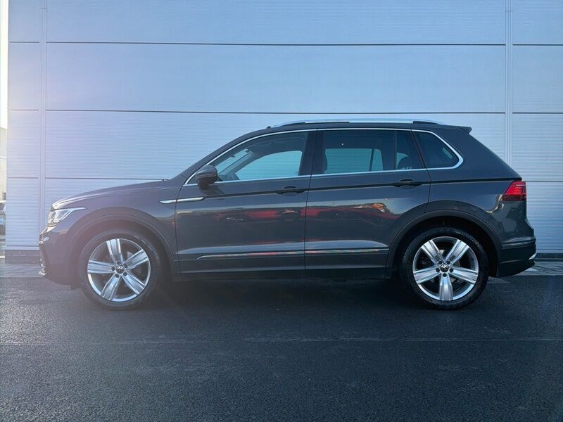More views of Volkswagen Tiguan