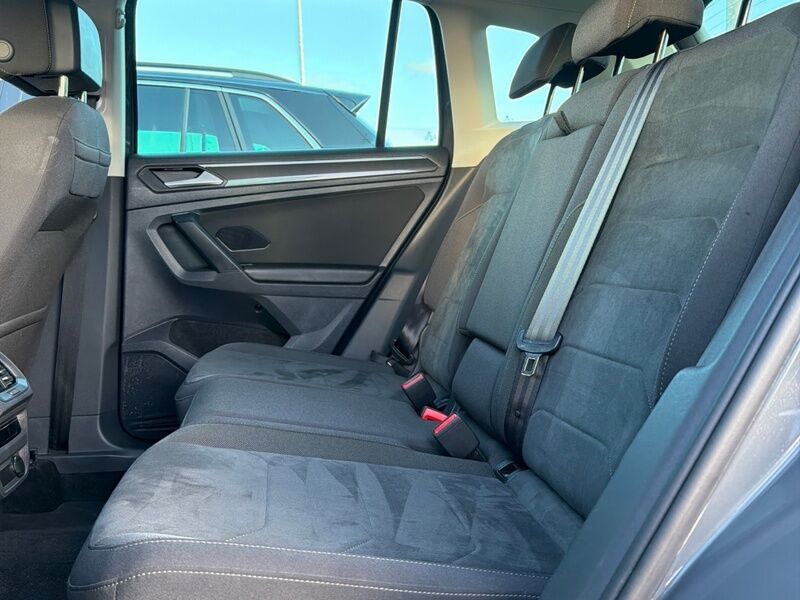 More views of Volkswagen Tiguan