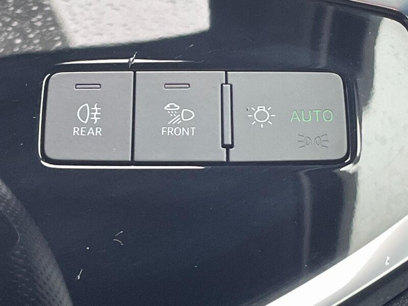 More views of Audi Q3