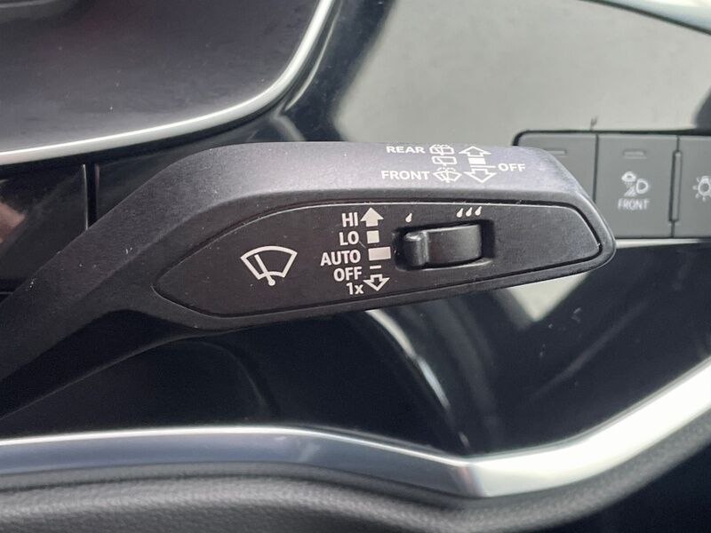 More views of Audi Q3