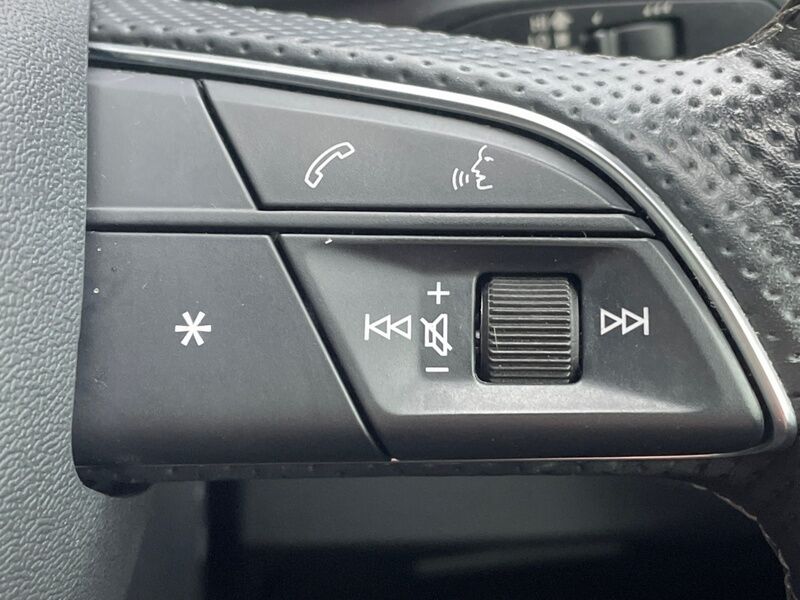 More views of Audi Q3