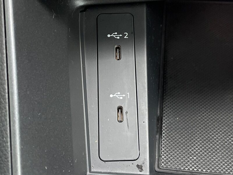 More views of Audi Q3