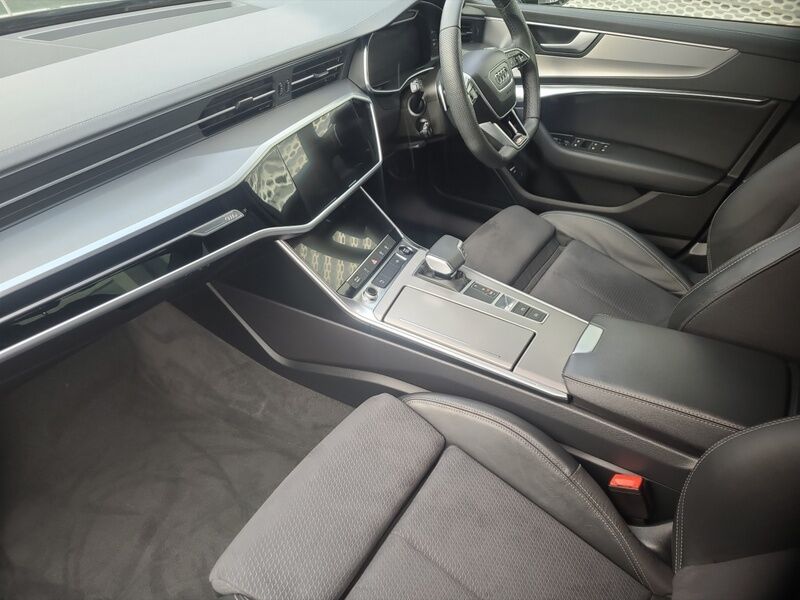 More views of Audi A6