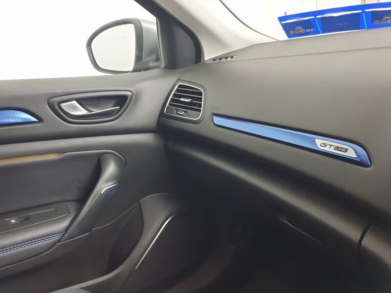 More views of Renault Megane