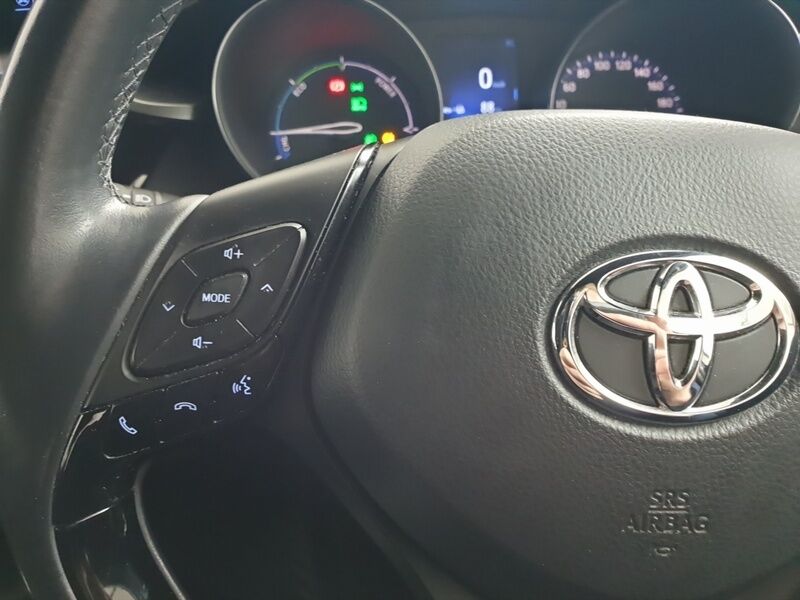 More views of Toyota C-HR