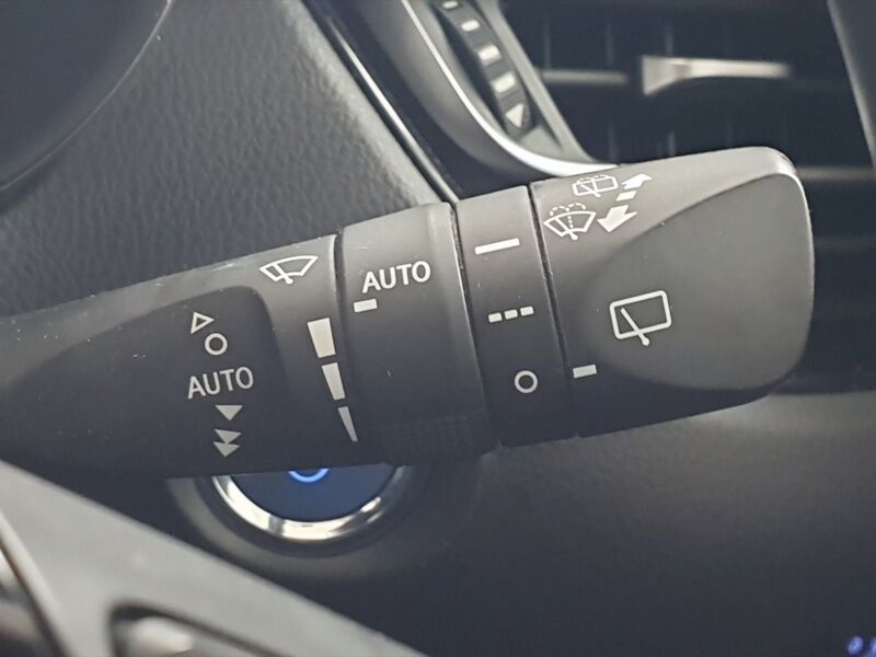 More views of Toyota C-HR