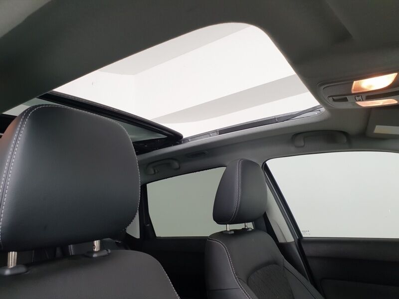 More views of Suzuki Vitara