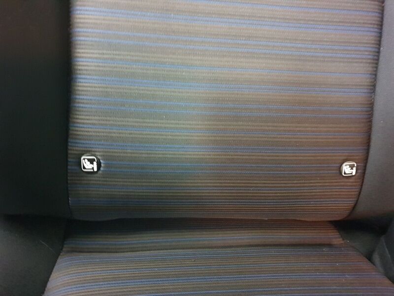 More views of Nissan Leaf