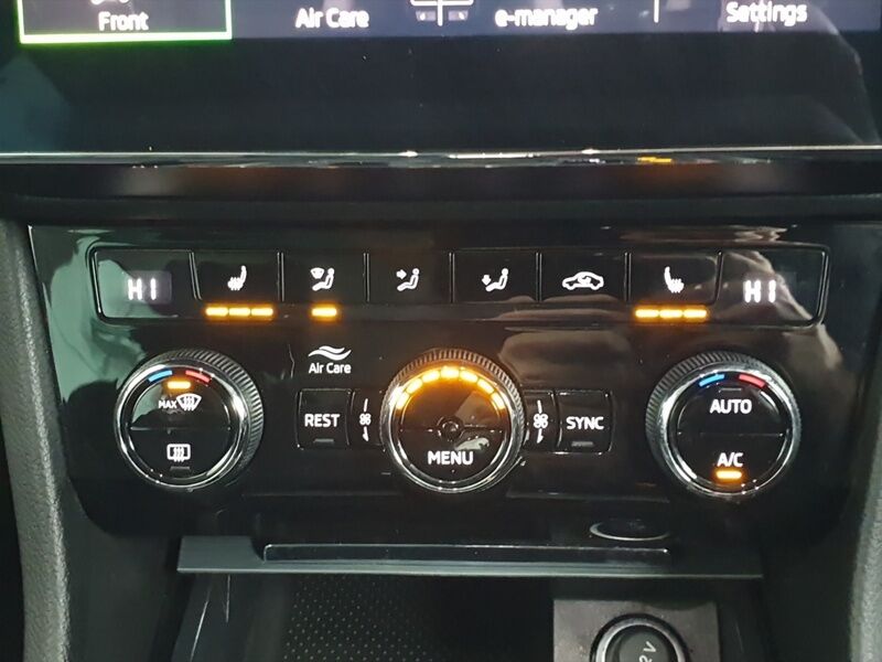 More views of Skoda Superb