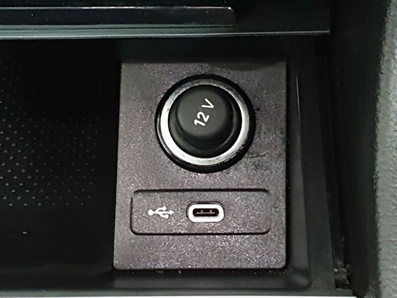 More views of Skoda Superb