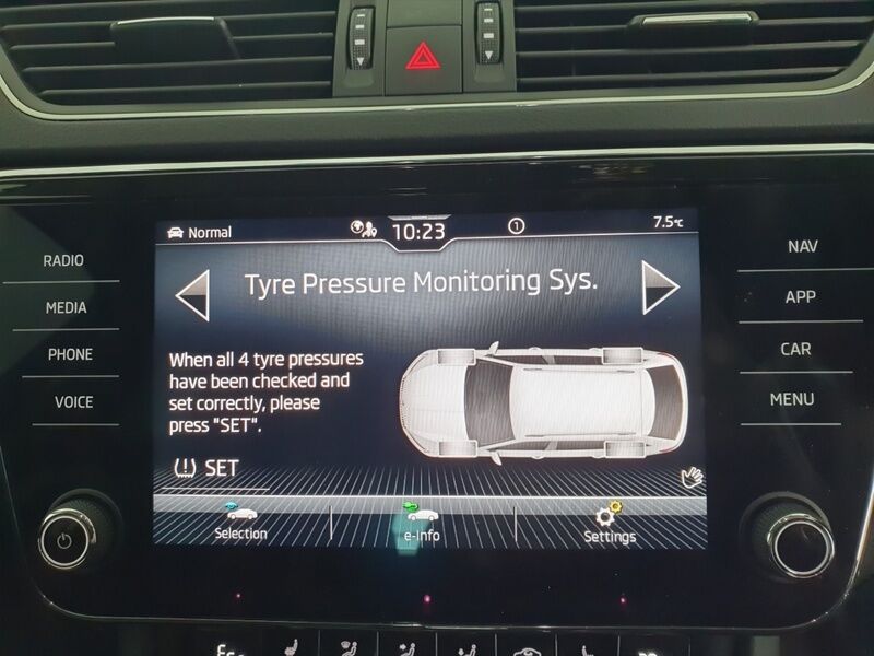 More views of Skoda Superb