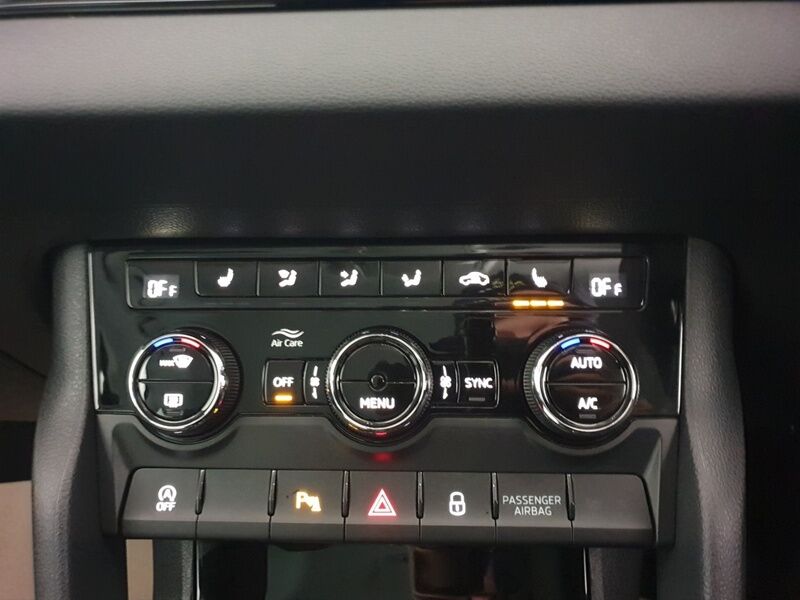 More views of Skoda Karoq