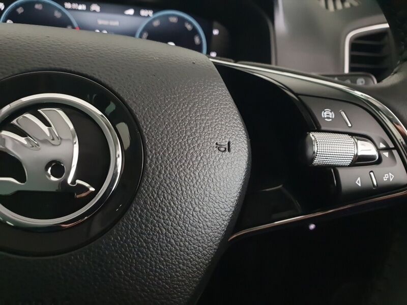 More views of Skoda Karoq