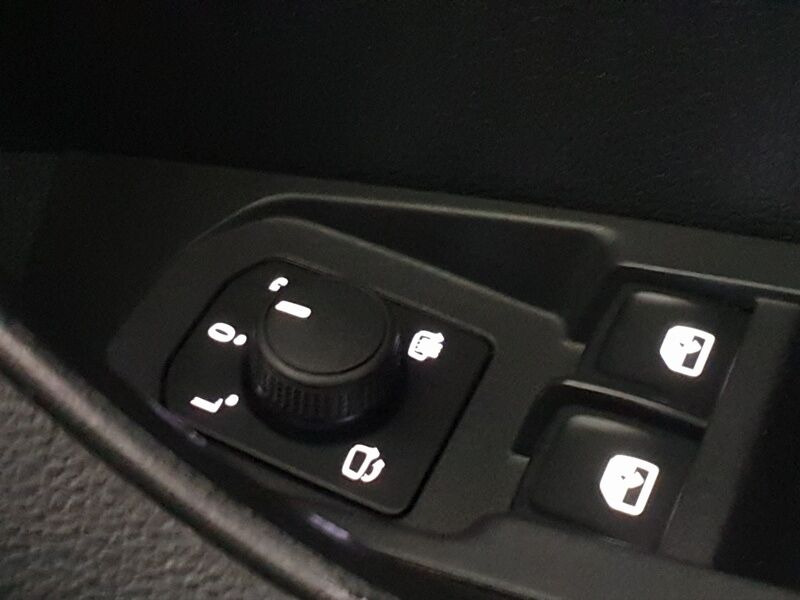 More views of Skoda Karoq