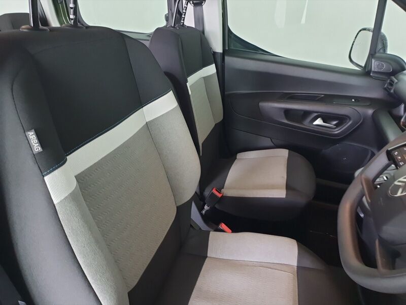 More views of Citroen Berlingo