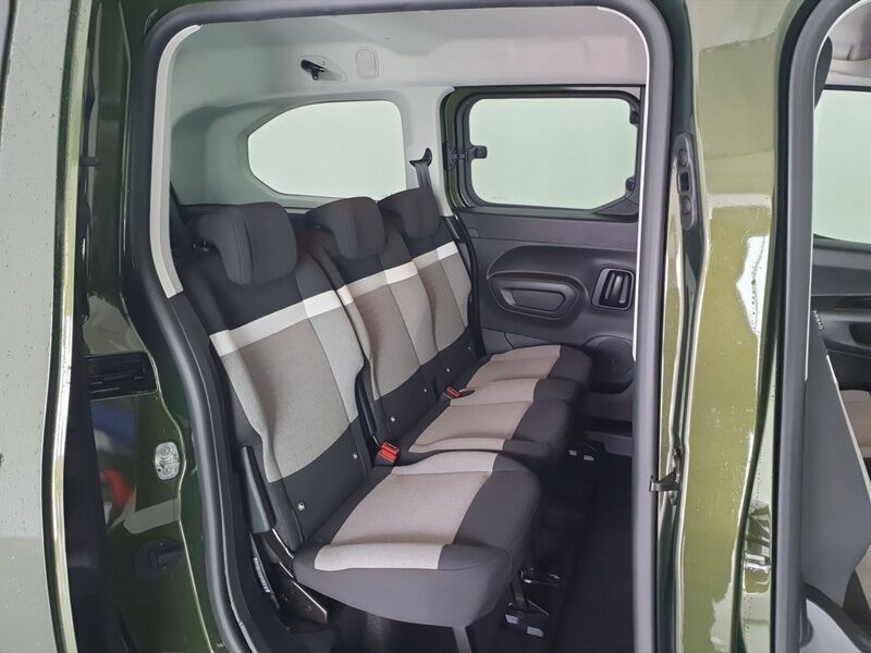 More views of Citroen Berlingo