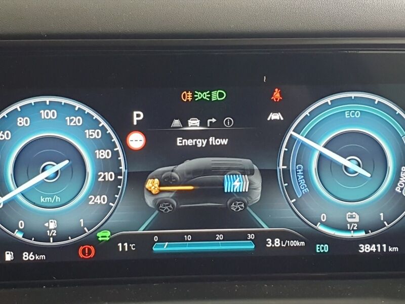 More views of Hyundai Tucson