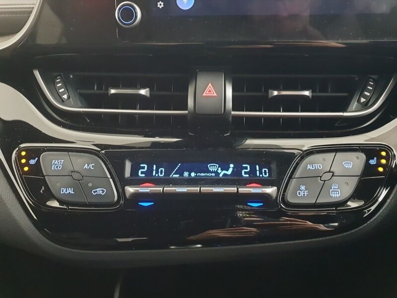 More views of Toyota C-HR