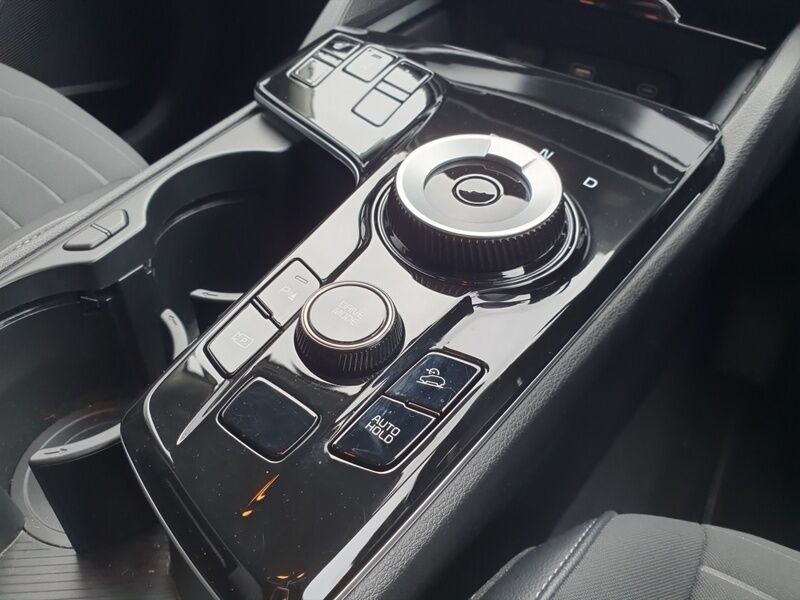 More views of Kia Sportage