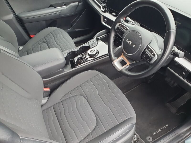 More views of Kia Sportage