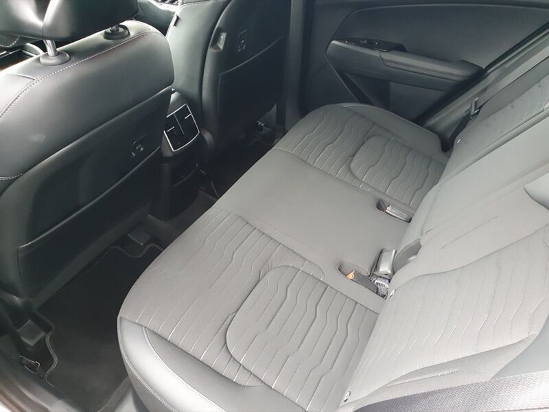 More views of Kia Sportage