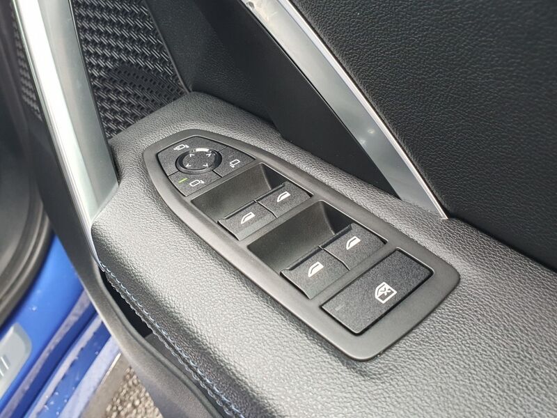 More views of BMW X1