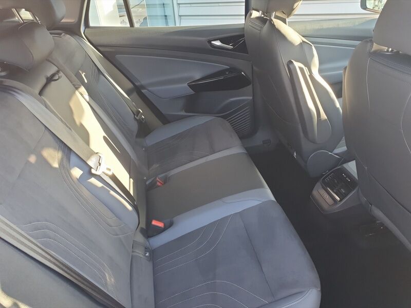 More views of Volkswagen ID.4