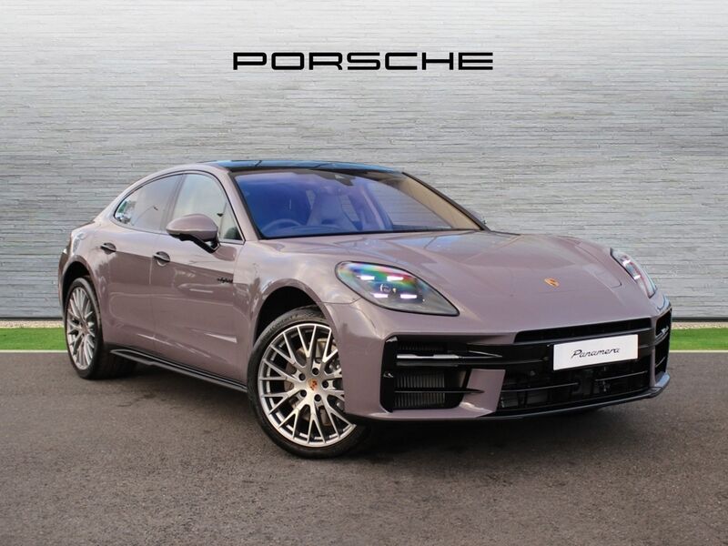 More views of Porsche Panamera