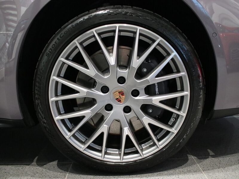 More views of Porsche Panamera